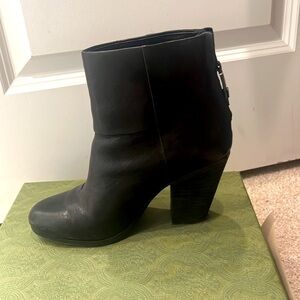 Rag and Bone Black Leather Booties - size 37